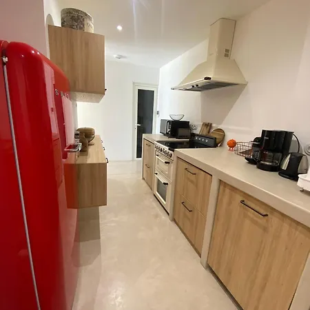 Bkn Villa *